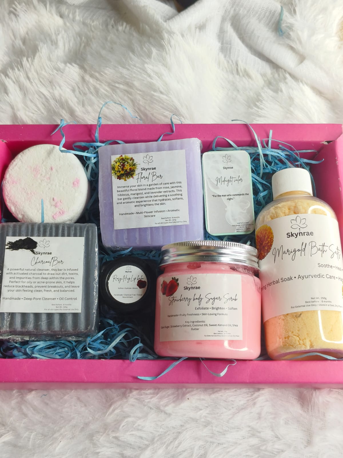 SKYNRAE VIBRANT BLISS HAMPER